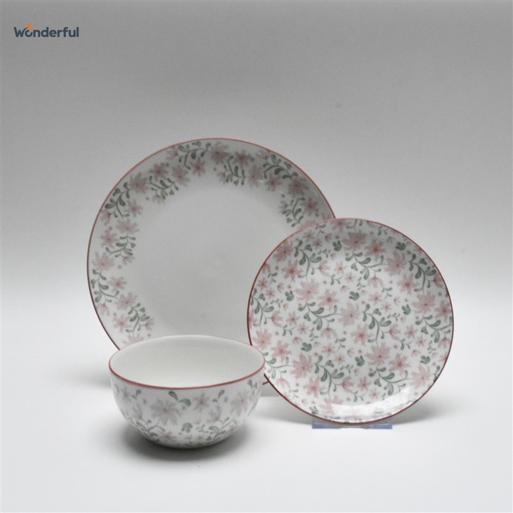 Pink Floral Ceramic Dinnerware Set suppliers