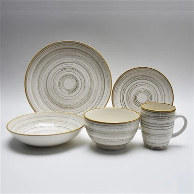Modern Rustic Ceramic Tableware With Brown Rim Detailing